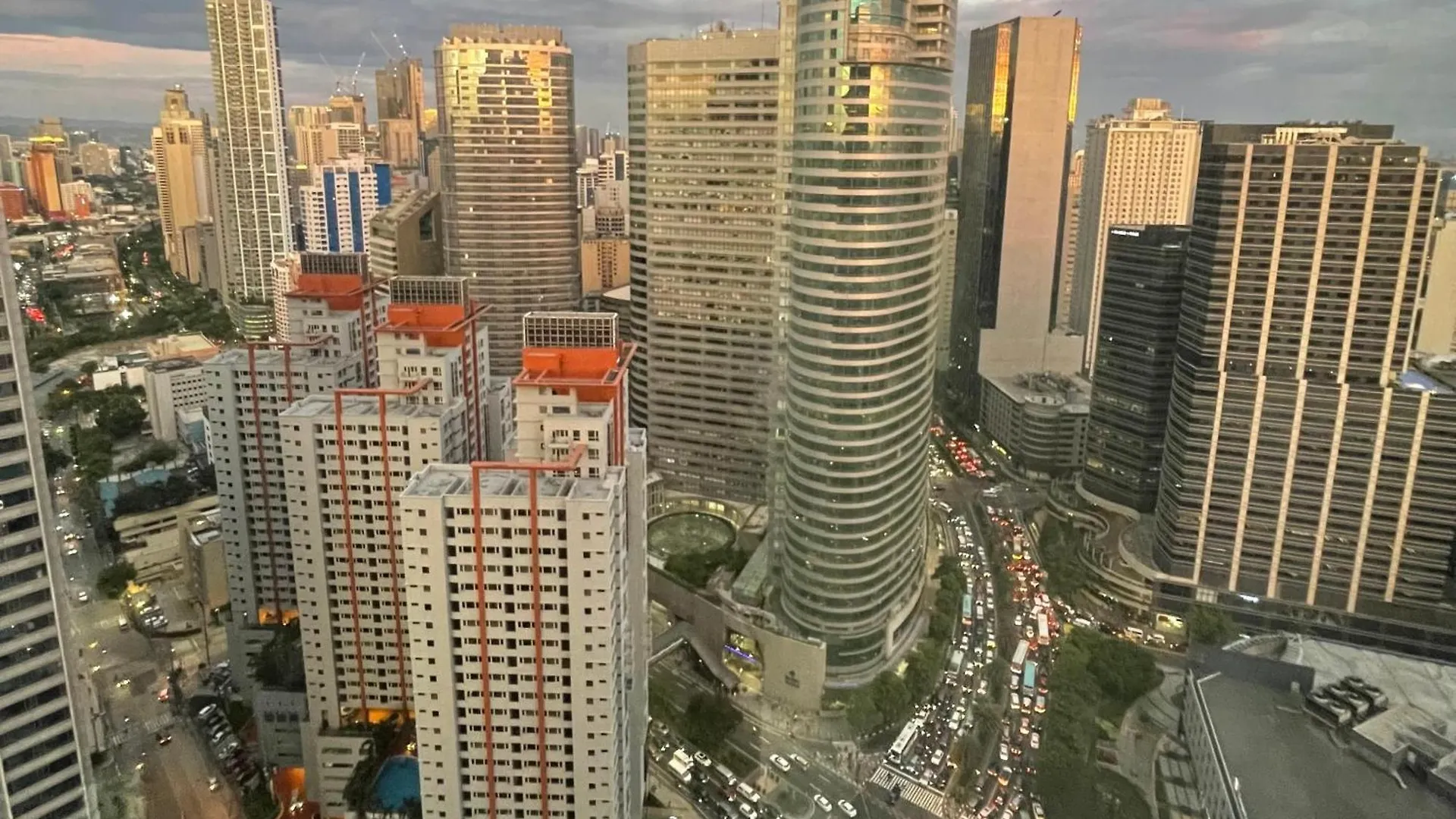 Aparthotel Destina At Air Residences, Makati, Metro Manila Makati City