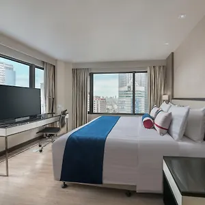 Seda Residences Makati מלון